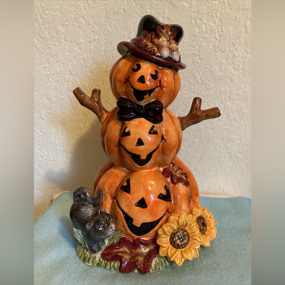 SIGNATURE HOME COLLECTION JACK-O-LANTERN FIGURINE W/BOX Fall Halloween 12”